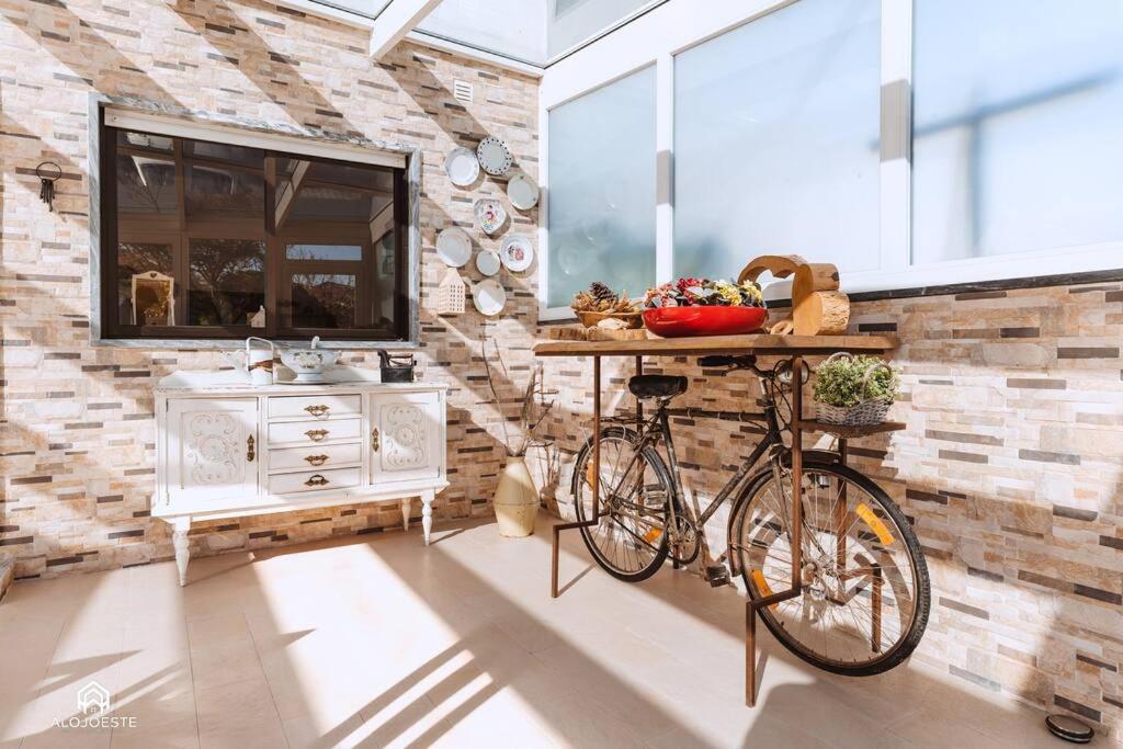 Casa Do Patio - 3 Bedrooms, Ponte Rol Torres Vedras Exterior foto